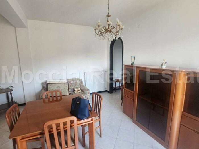 Appartamento trilocale in affitto in Via Pasquale Tenga, San Leucio Briano, Caserta