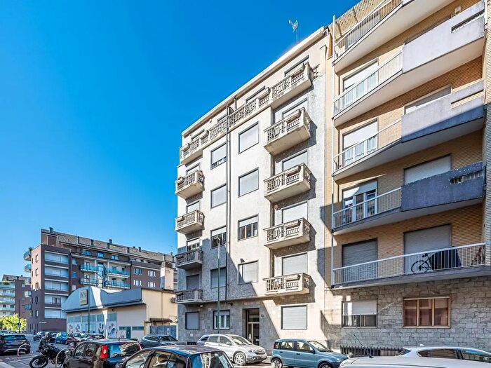 Appartamento trilocale in vendita in Via Sagra di San Michele, Torino