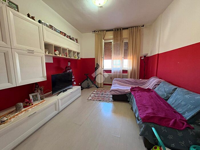 Casa trilocale in vendita in Contrada S Dionigi, Mortara