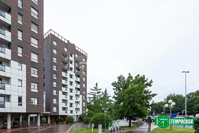 Appartamento trilocale in vendita in Via Betty Ambiveri, Bergamo