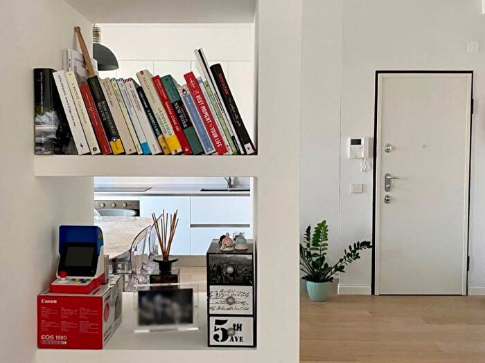 Appartamento trilocale in affitto in Viale Caterina da Forlì, Bande Nere, Milano