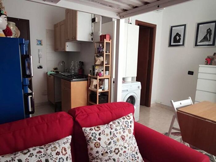 Appartamento monolocale in affitto in Via Gian Carlo Passeroni, Porta Romana Medaglie d'Oro, Milano