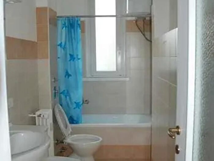 Appartamento monolocale in affitto in Via Lorenteggio, Milano