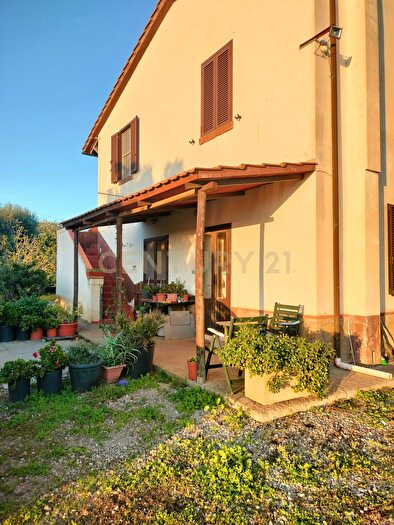 Casa con 7 locali in vendita in Strada Pedemontana, Capalbio