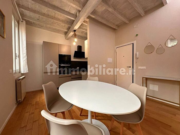 Appartamento trilocale in vendita in Modena