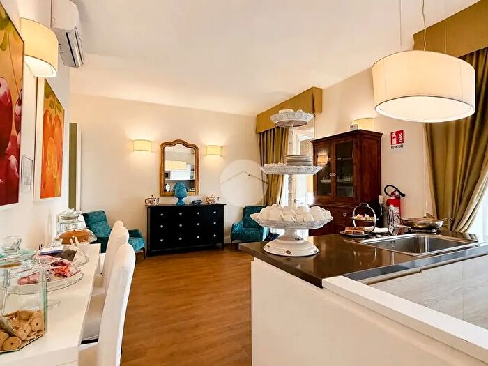 Appartamento quadrilocale in vendita in Corso Italia, Gaeta