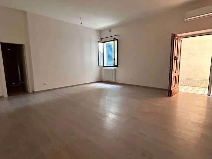 Appartamento trilocale in vendita in Via Melozzo da Forlì, Rimini