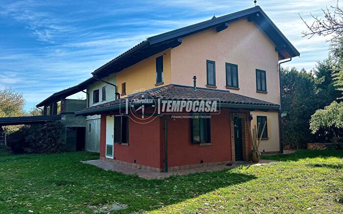 Casa con 5 locali in vendita in Via Pitocca, Caselle Torinese