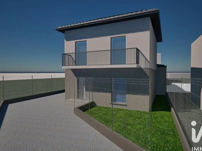 Appartamento bilocale in vendita in Via Via Vincenzo Bellini, Mariano Comense