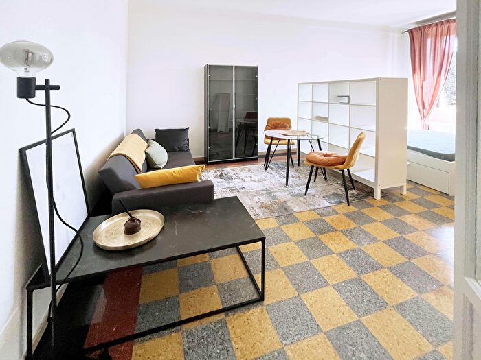 Appartamento bilocale in affitto in Via Pietro Colletta, Milano