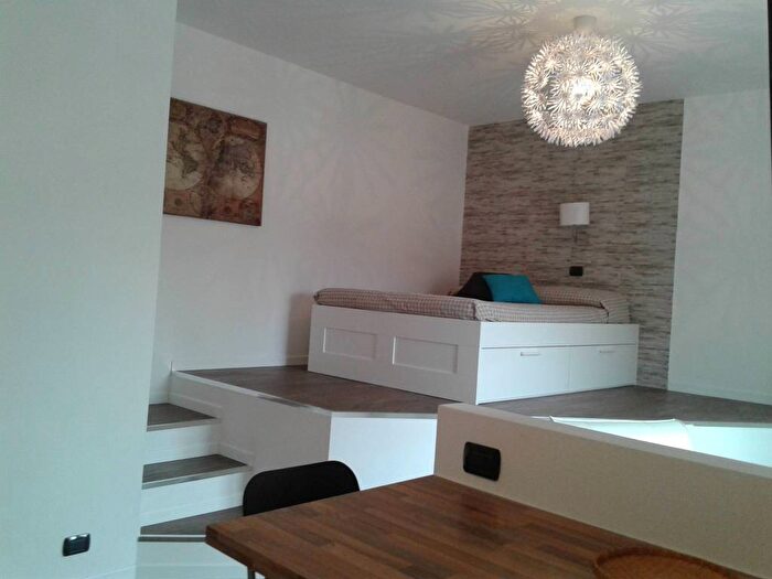 Appartamento monolocale in affitto in Borgo Piave Corso Europa Zona Ferrero, Alba