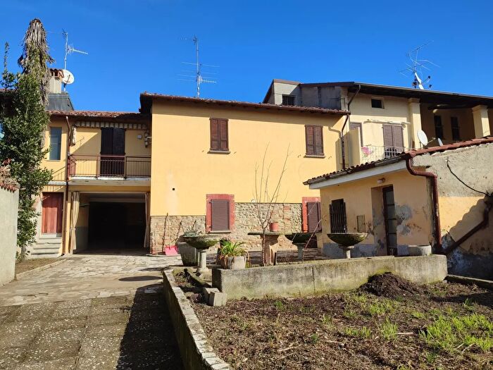 Casa quadrilocale in vendita in Erbusco