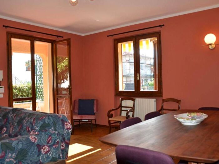 Casa con 6 locali in affitto in Pietrasanta