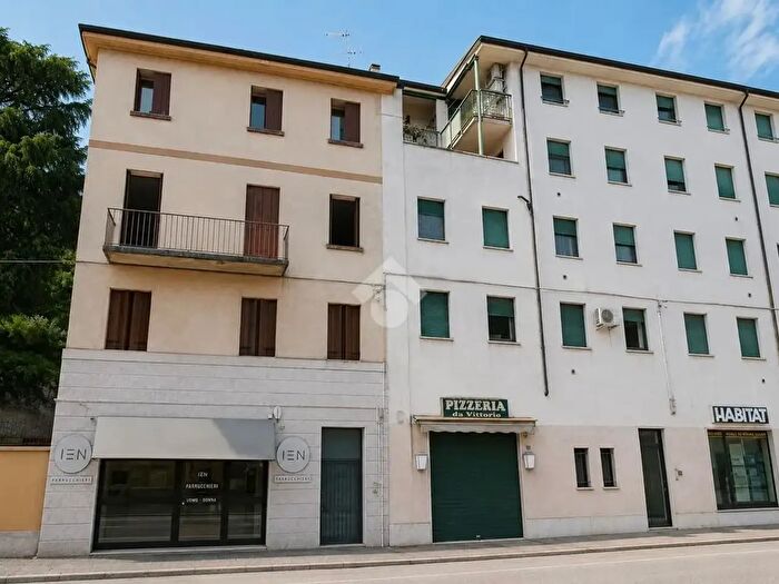 Appartamento bilocale in vendita in Borgo Berga, Vicenza
