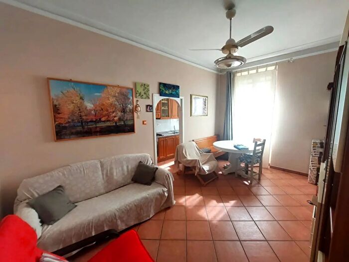 Casa con 6 locali in vendita in Via Palmiro Togliatti, Vaiano