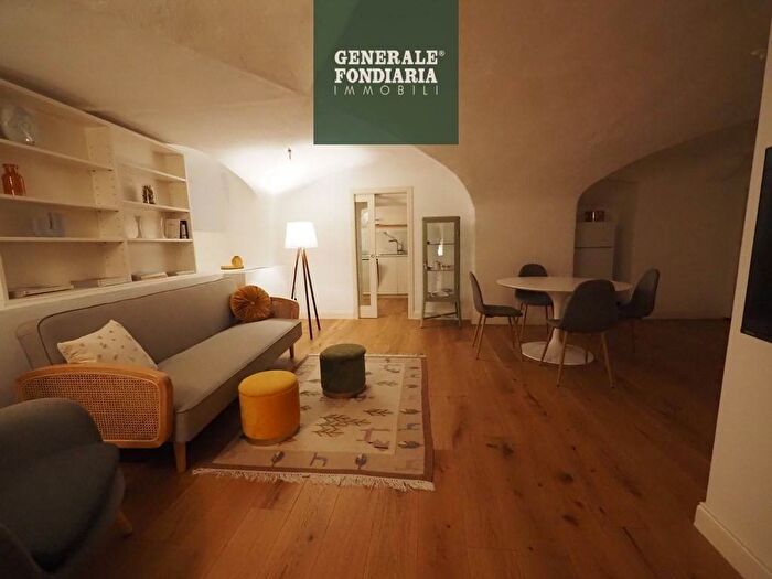 Appartamento trilocale in affitto in Centro, Sarzana