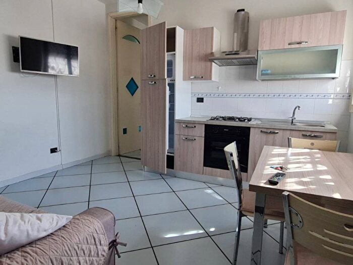 Appartamento bilocale in affitto in Via Alessandro Volta, Sant'Antonio, Pontecagnano Faiano
