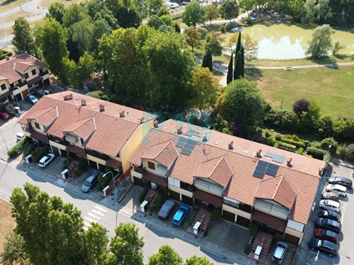 Casa quadrilocale in vendita in V Antica Strada Mantovana, Brescia
