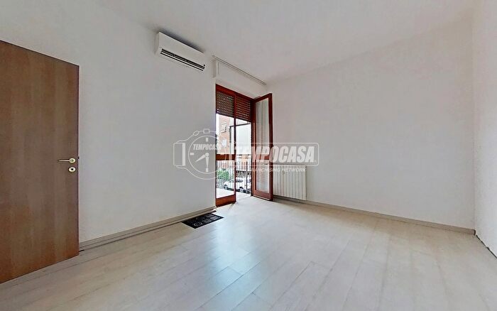 Appartamento bilocale in vendita in Via Antonio Locatelli, Biassono