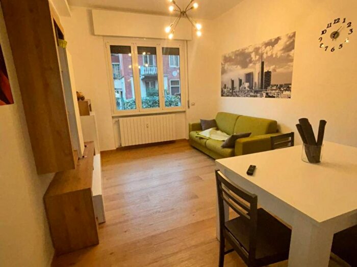 Appartamento trilocale in affitto in Via Giovanna dArco, Centro, Sesto San Giovanni