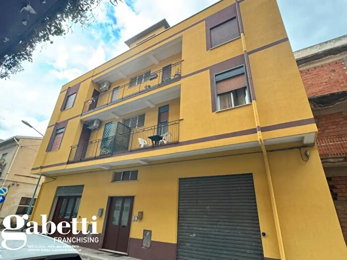 Appartamento bilocale in vendita in Via Margi, San Piero Patti