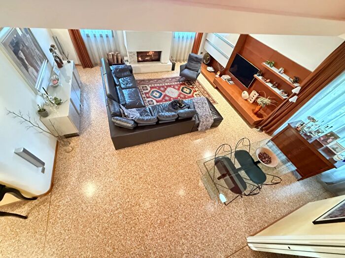 Casa con 6 locali in vendita in Via Vittorio, Ponso