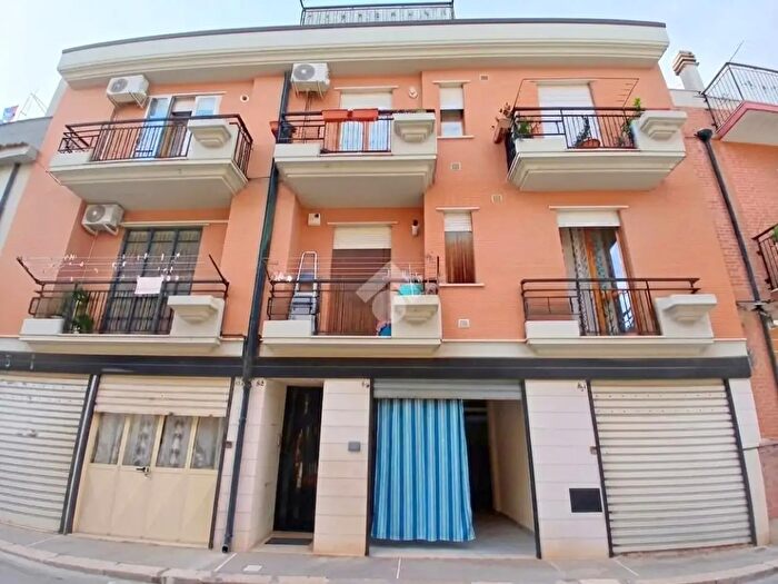 Appartamento trilocale in vendita in Via Leoncavallo, San Severo