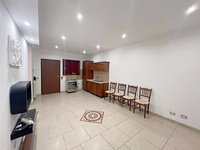 Appartamento trilocale in affitto in Via Flavia, Centro, Ariccia