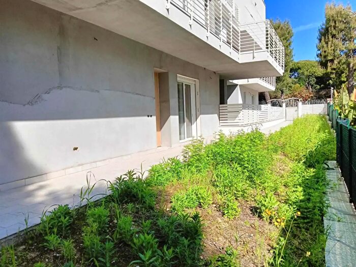 Appartamento con 5 locali in vendita in Civitanova Marche