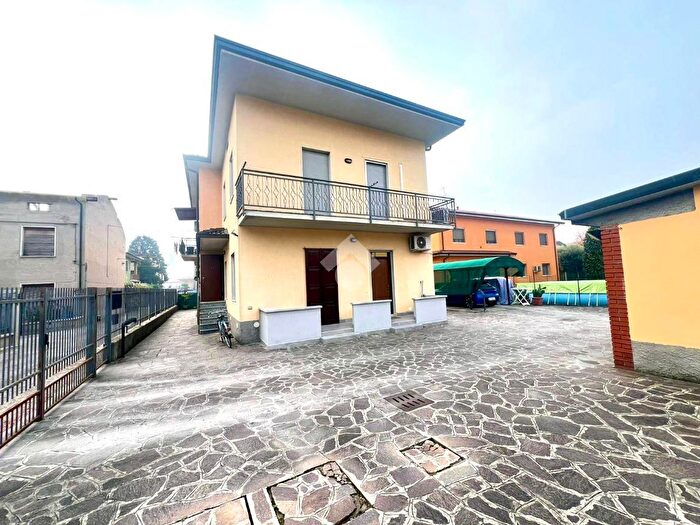 Appartamento bilocale in vendita in Via Antonio Gramsci, Caravaggio