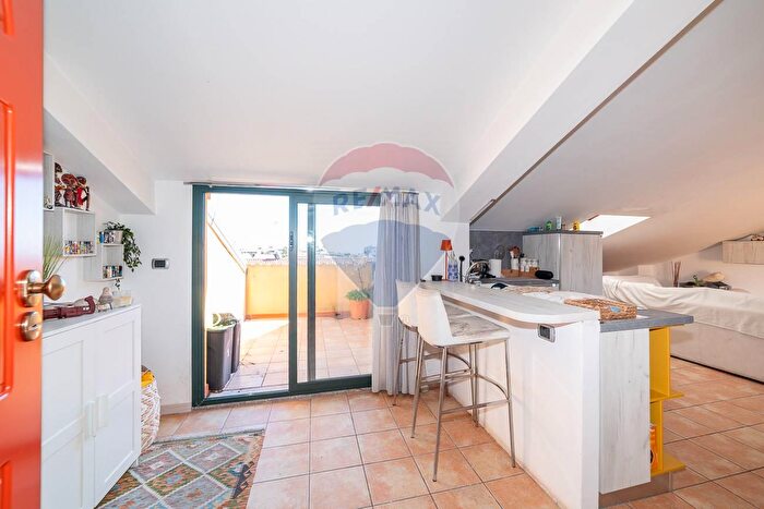 Appartamento con 5 locali in vendita in Via Alfio Cassisi, Piedimonte Etneo