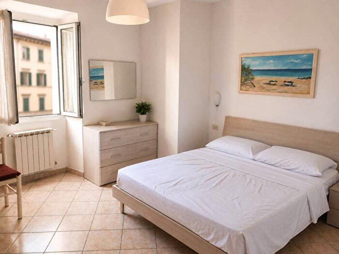 Appartamento quadrilocale in affitto in San Frediano, Firenze