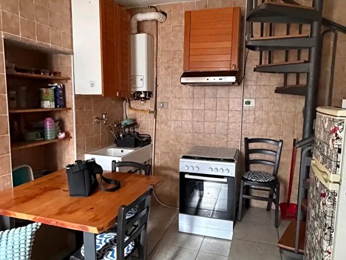 Casa bilocale in affitto in Travedona Monate