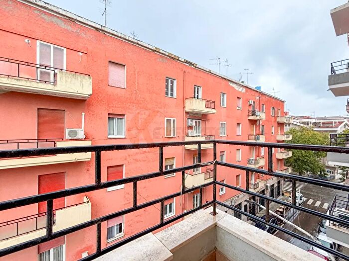 Appartamento con 5 locali in vendita in Via Torres, Sassari
