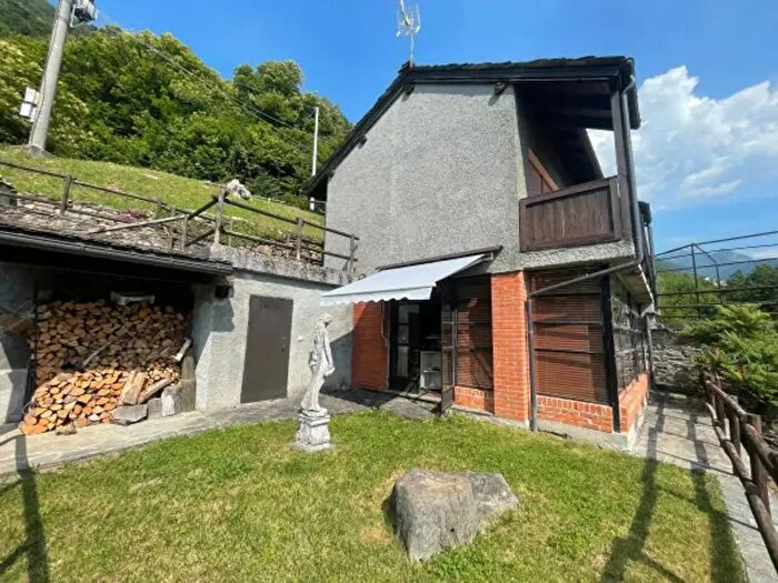 Casa con 5 locali in vendita in Strada Statale della Valle Brembana, Morbegno