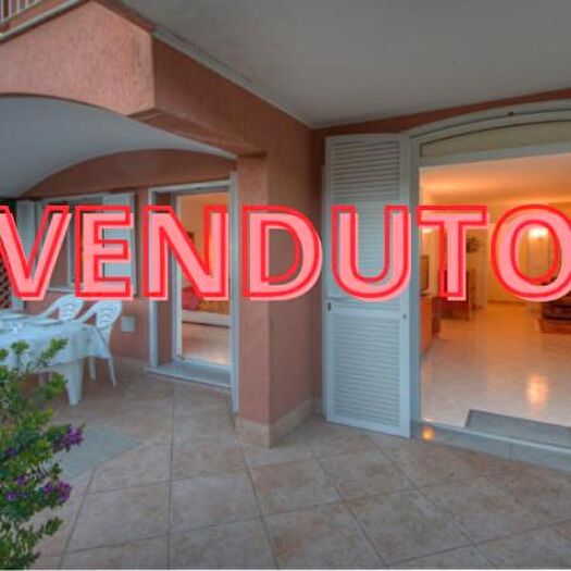 Appartamento trilocale in vendita in Via Dardanelli, Pietra Ligure