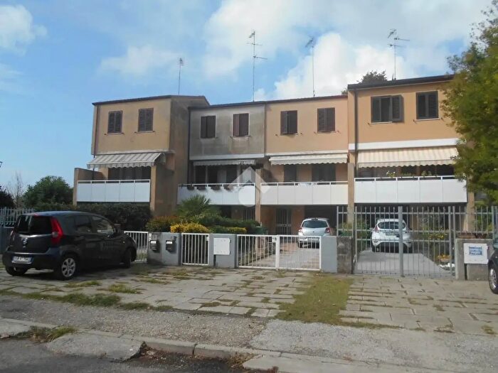 Casa con 5 locali in vendita in Via Giovane Italia, Comacchio