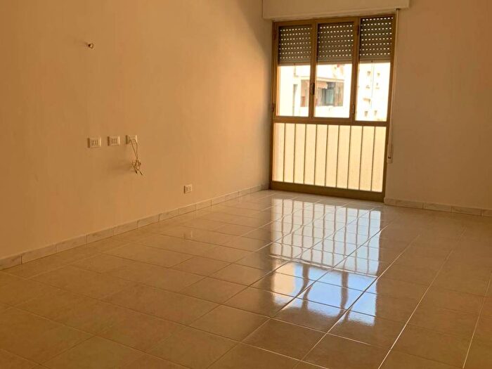 Appartamento trilocale in affitto in Via Alcamo, Centro, Trapani
