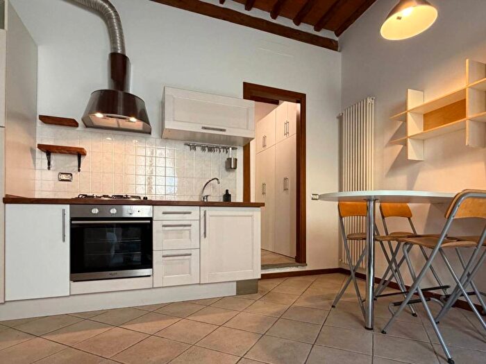 Appartamento bilocale in affitto in Piazza del Collegio, Centro Storico San Francesco, Prato