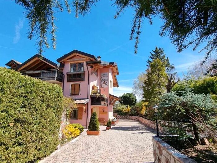 Appartamento bilocale in affitto in Via Dolomiti, Centro, Fai della Paganella