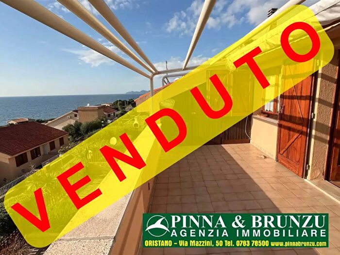 Appartamento trilocale in vendita in Tresnuraghes