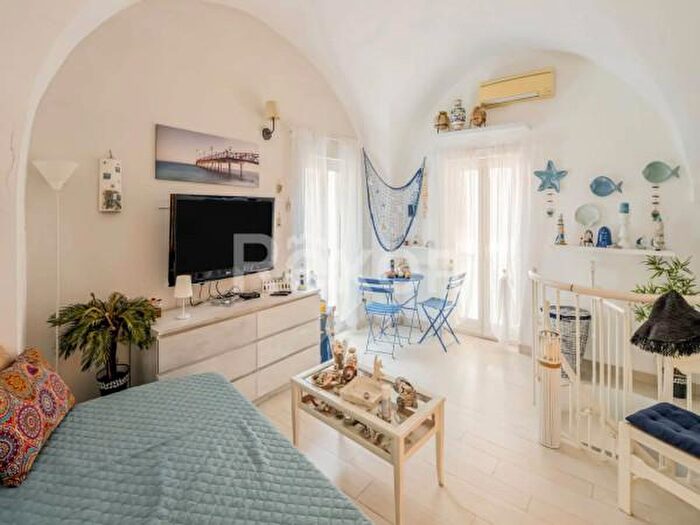 Appartamento trilocale in vendita in Via San Giovanni Bosco, Gaeta