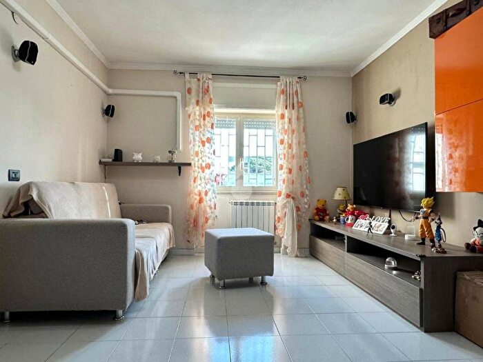 Appartamento trilocale in affitto in Via Casacelle, Casacelle Arco SantAntonio, Giugliano in Campania