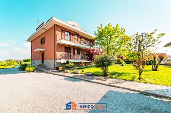 Appartamento con 5 locali in vendita in Via Torino, Centallo