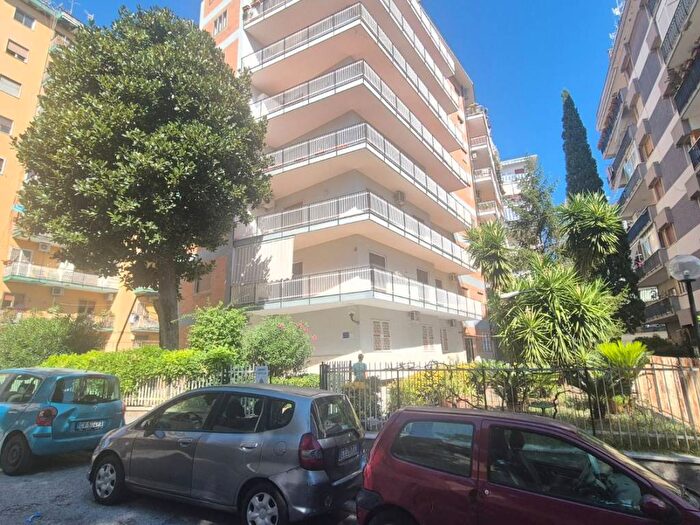 Appartamento bilocale in affitto in Via Pietro Castellino, Arenella, Napoli