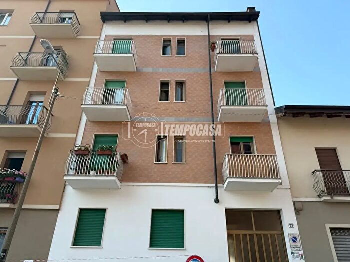 Appartamento bilocale in vendita in Via Asiago, Torino