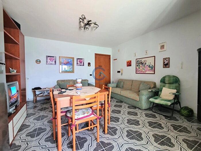 Appartamento trilocale in affitto in Catanzaro