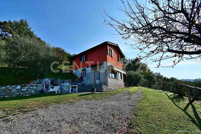 Casa con 5 locali in vendita in Via di Gromignana, Coreglia Antelminelli