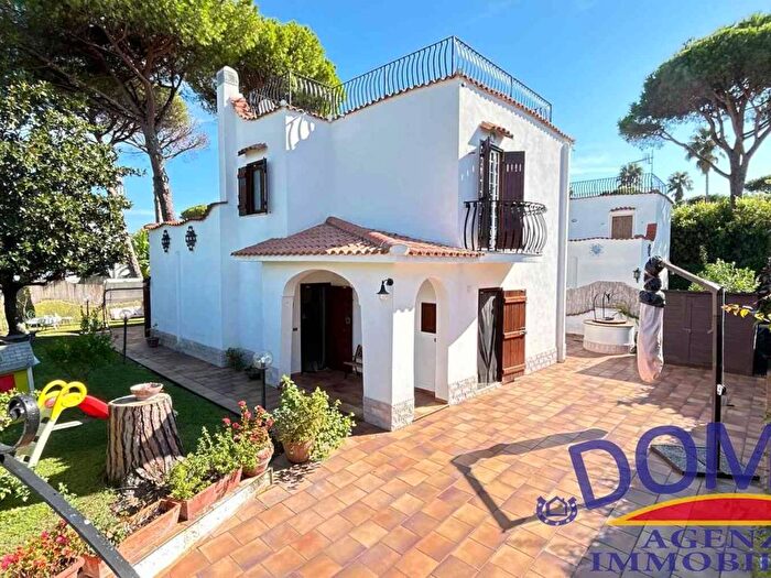 Casa quadrilocale in vendita in Via Orsini, Centro, San Felice Circeo