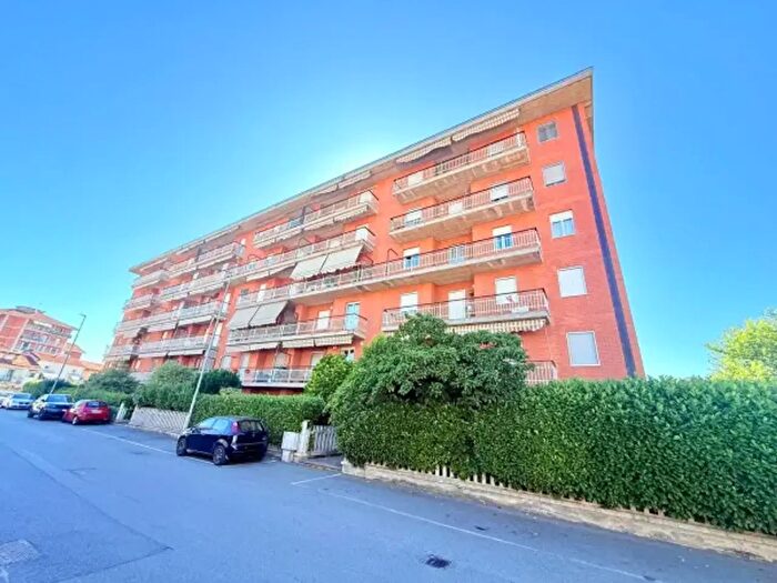 Appartamento quadrilocale in vendita in Via San Giacomo, Alessandria